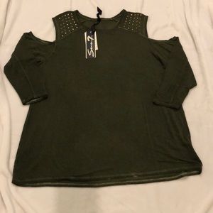 COPY - New Seven7 top size Large